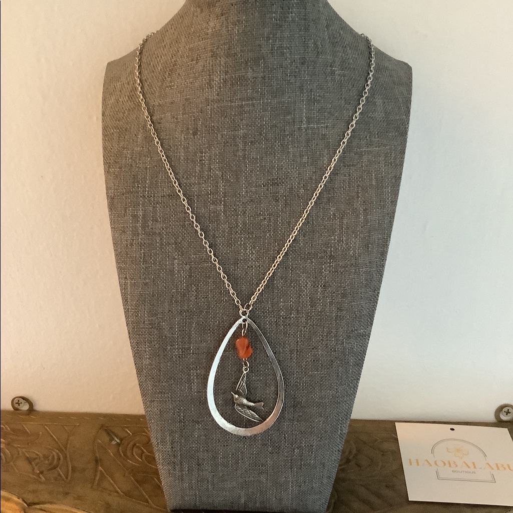 Vintage Agate Birdie Necklace